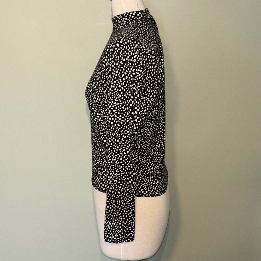 GAZE Black and White polka dots mini turtleneck long sleeve women’s size medium - Picture 3 of 7